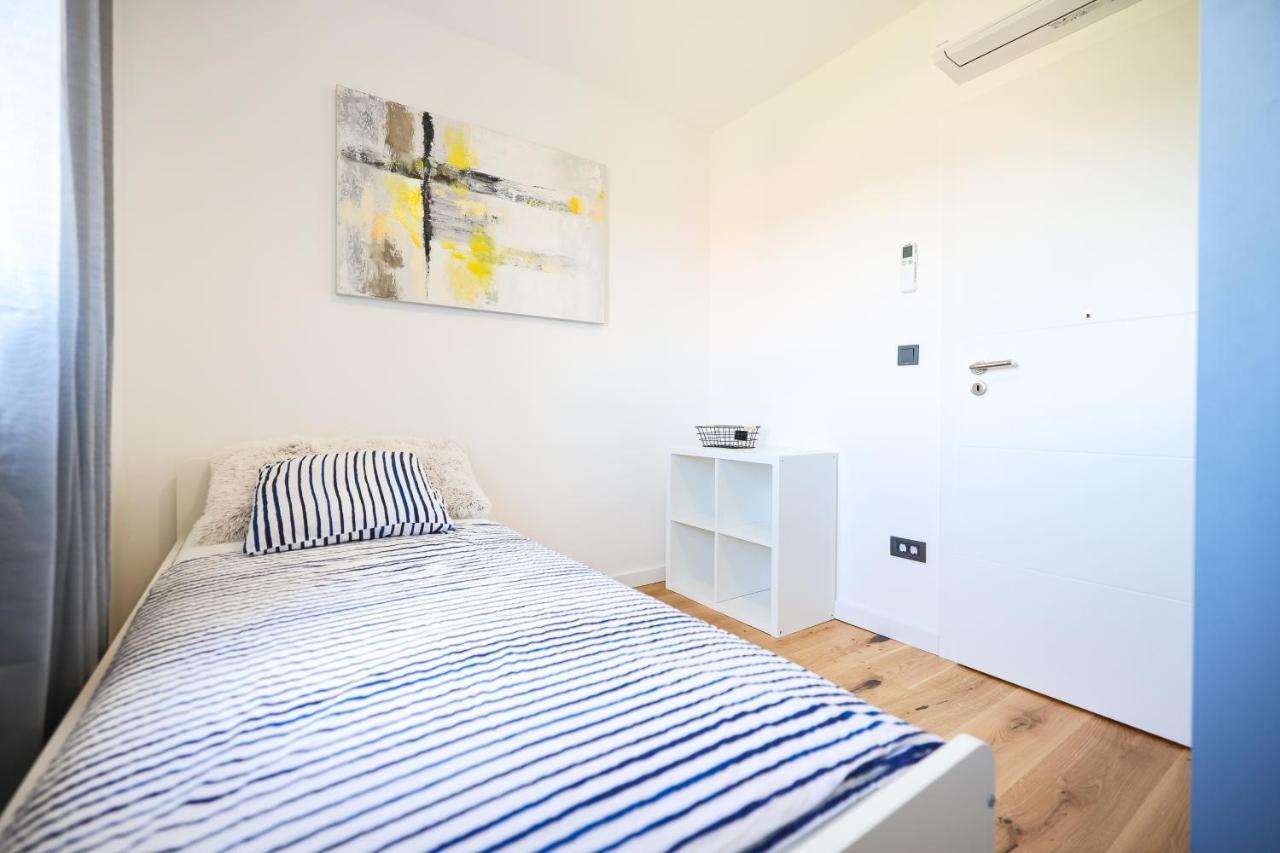 Lola's Luxury Zadar