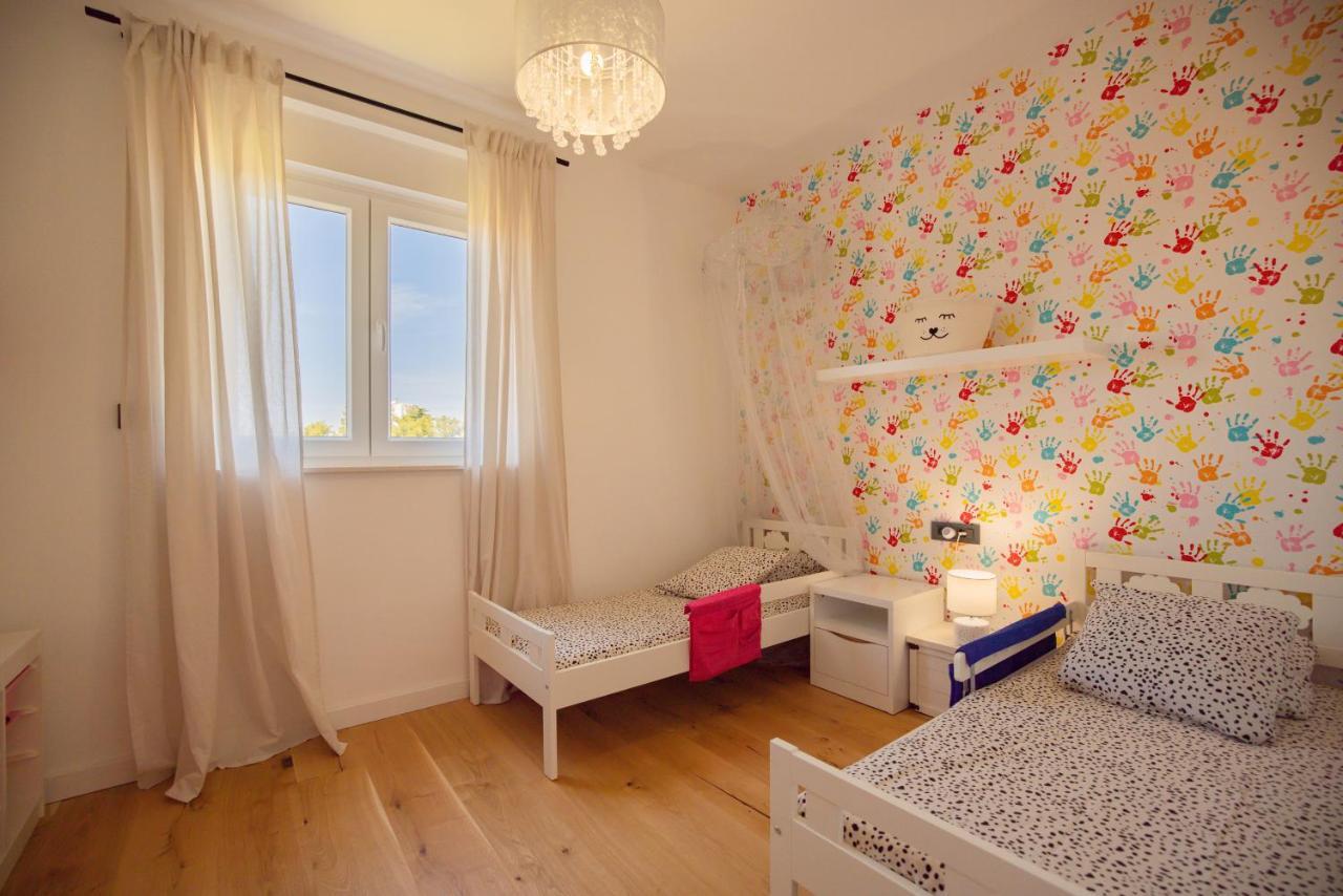Lola's Luxury Apartment